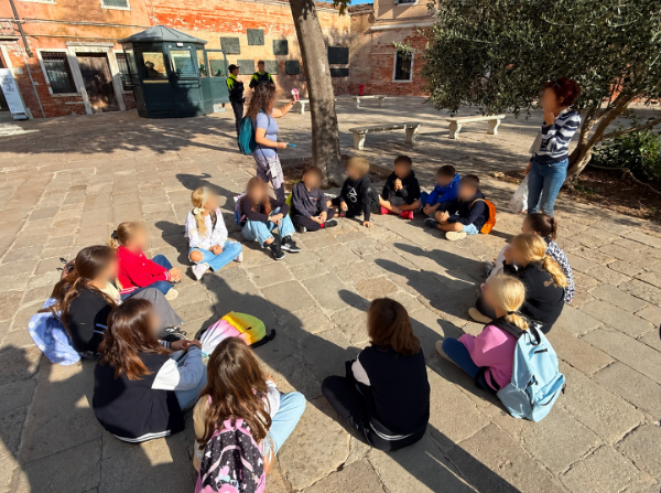 La classe V della scuola Penzo alla scoperta dei segreti di Venezia